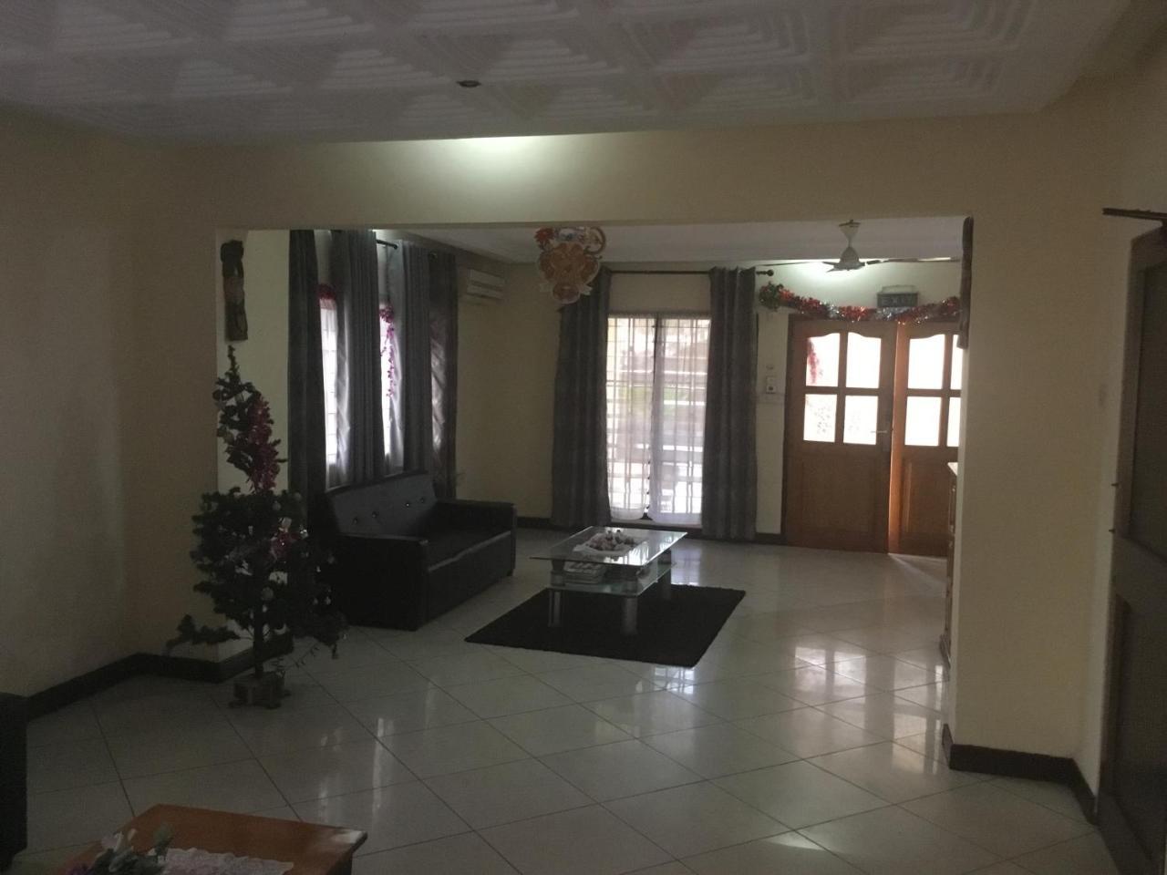 אקרה Jenos Hotels מראה חיצוני תמונה